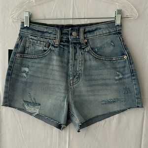NWT Wild Fable Super High Rise Cutoff shorts, Size 00